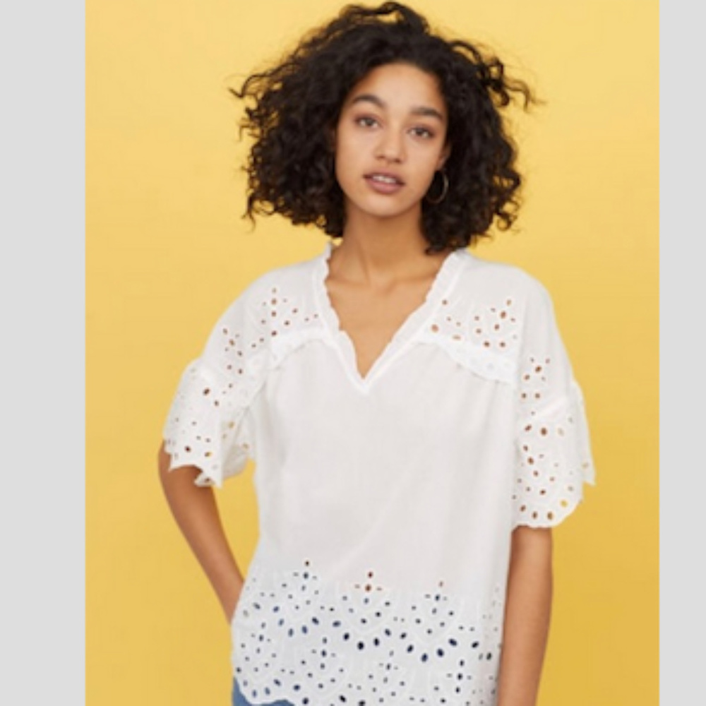 NWT H&M Eyelet Embroidery White V-Neck Boho Blouse